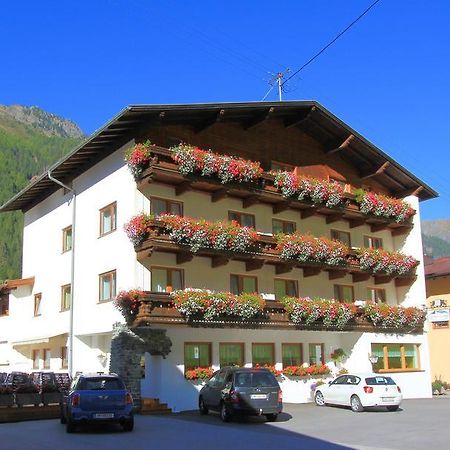 Hotel St-Leonhard Санкт-Леонгард-ім-Пітцталь Екстер'єр фото